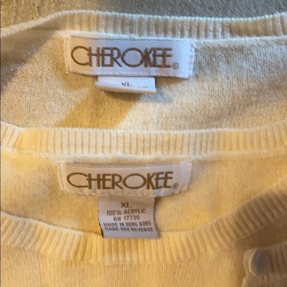 Cherokee sweater and shirt combo - Picture 4 of 4